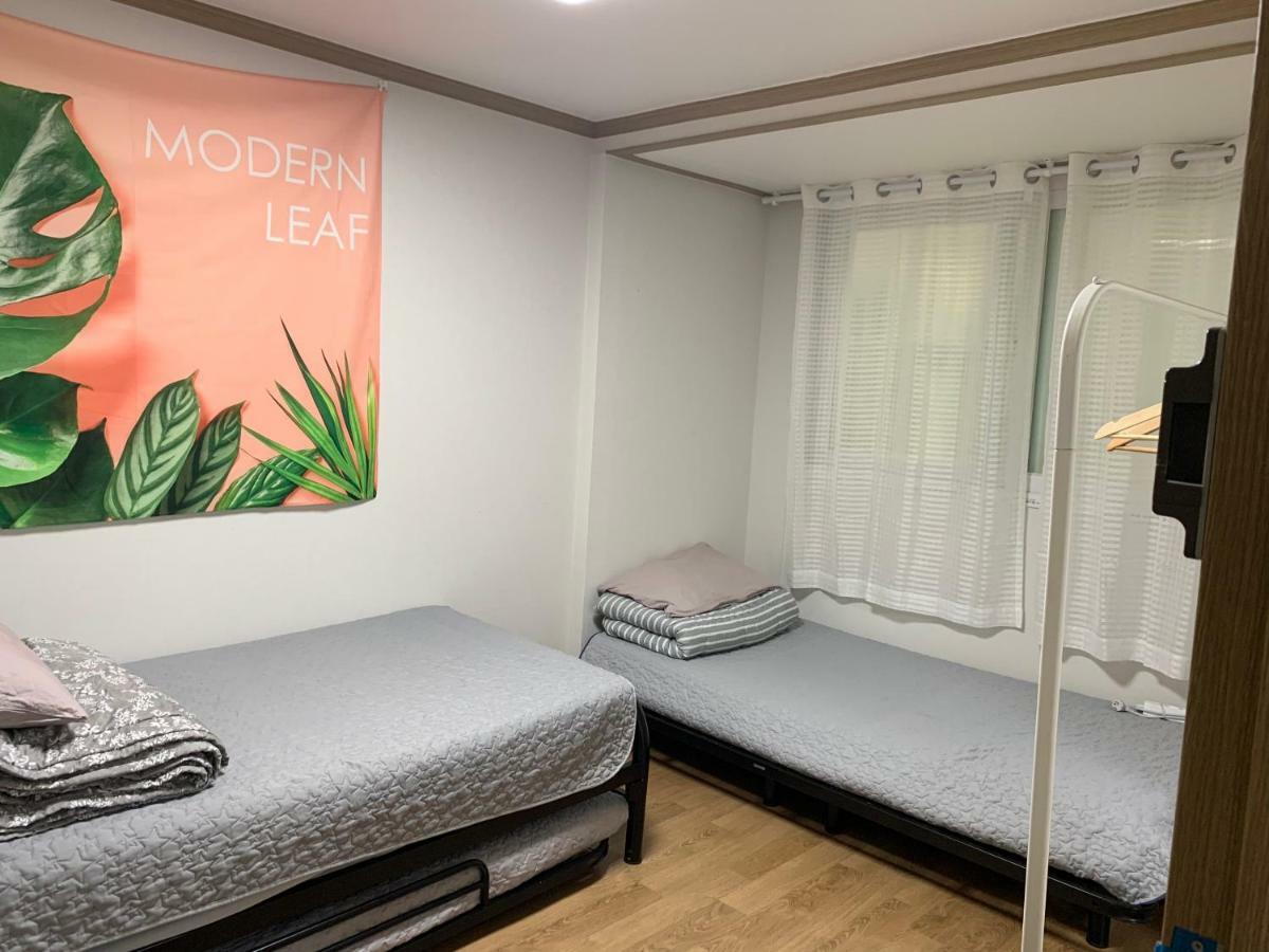 Bomulzip Hongdae Guesthouse โซล ภายนอก รูปภาพ
