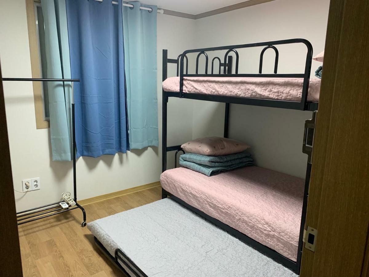 Bomulzip Hongdae Guesthouse โซล ภายนอก รูปภาพ